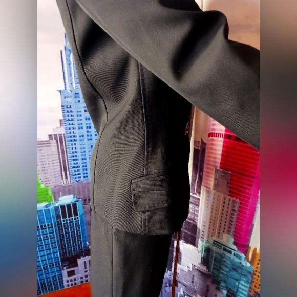 Authentic Dolce & Gabbana 2 Piece Suit - Picture 5 of 16